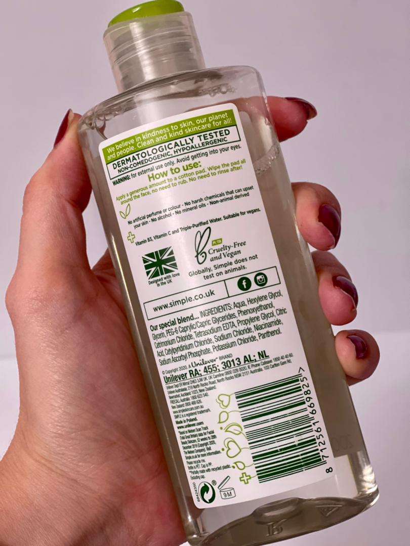 میسلار پاک کننده آرایش پوست خشک و حساس سیمپل SIMPLE MICELLAR CLEANSING WATER