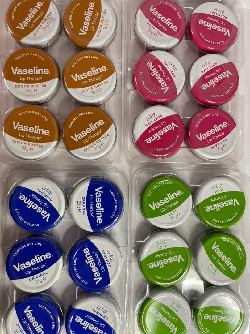 بالم لب وازلین لب آلوئه ورا Vaseline Lip Therapy Aloe